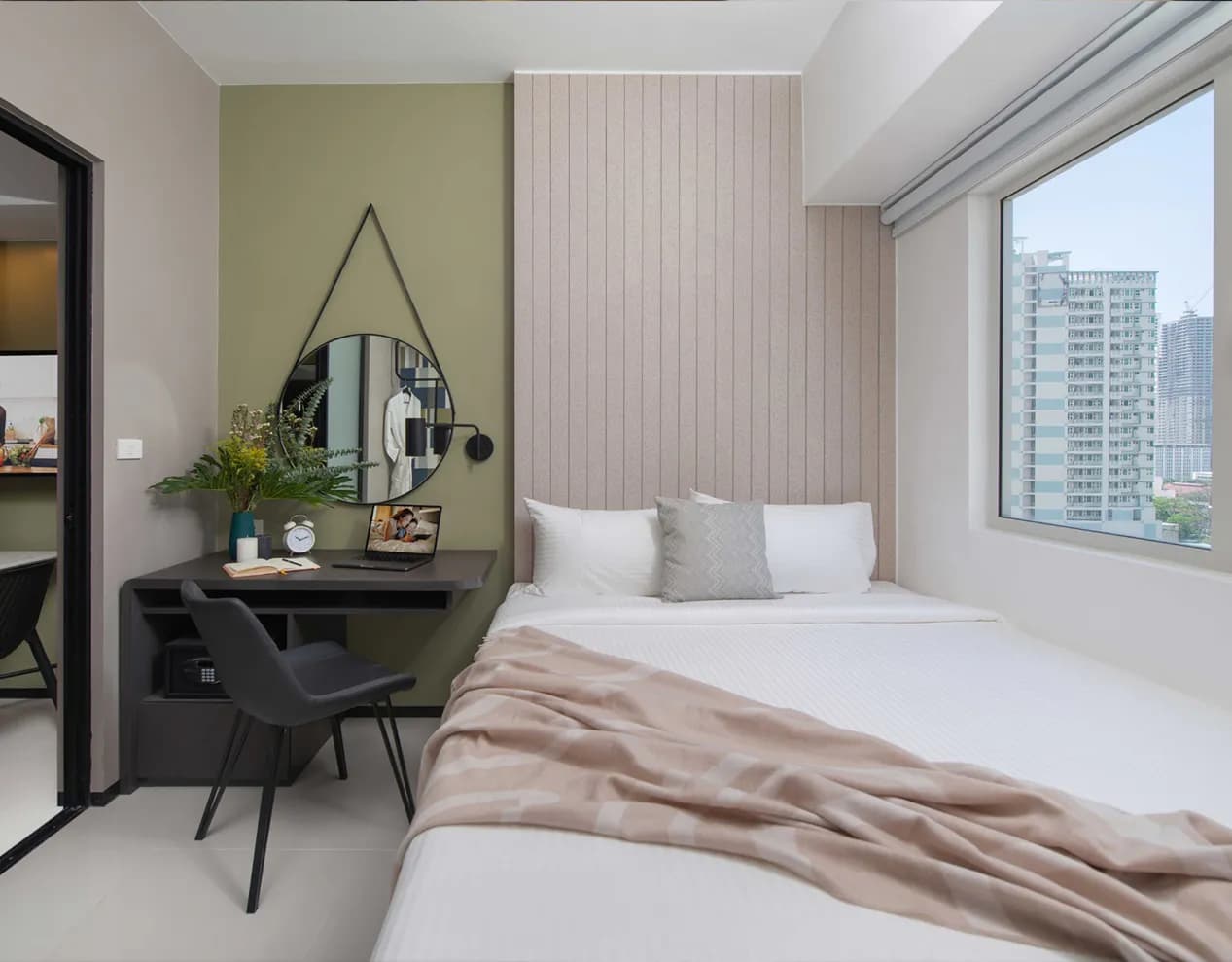 Leasing Properties Category Photo