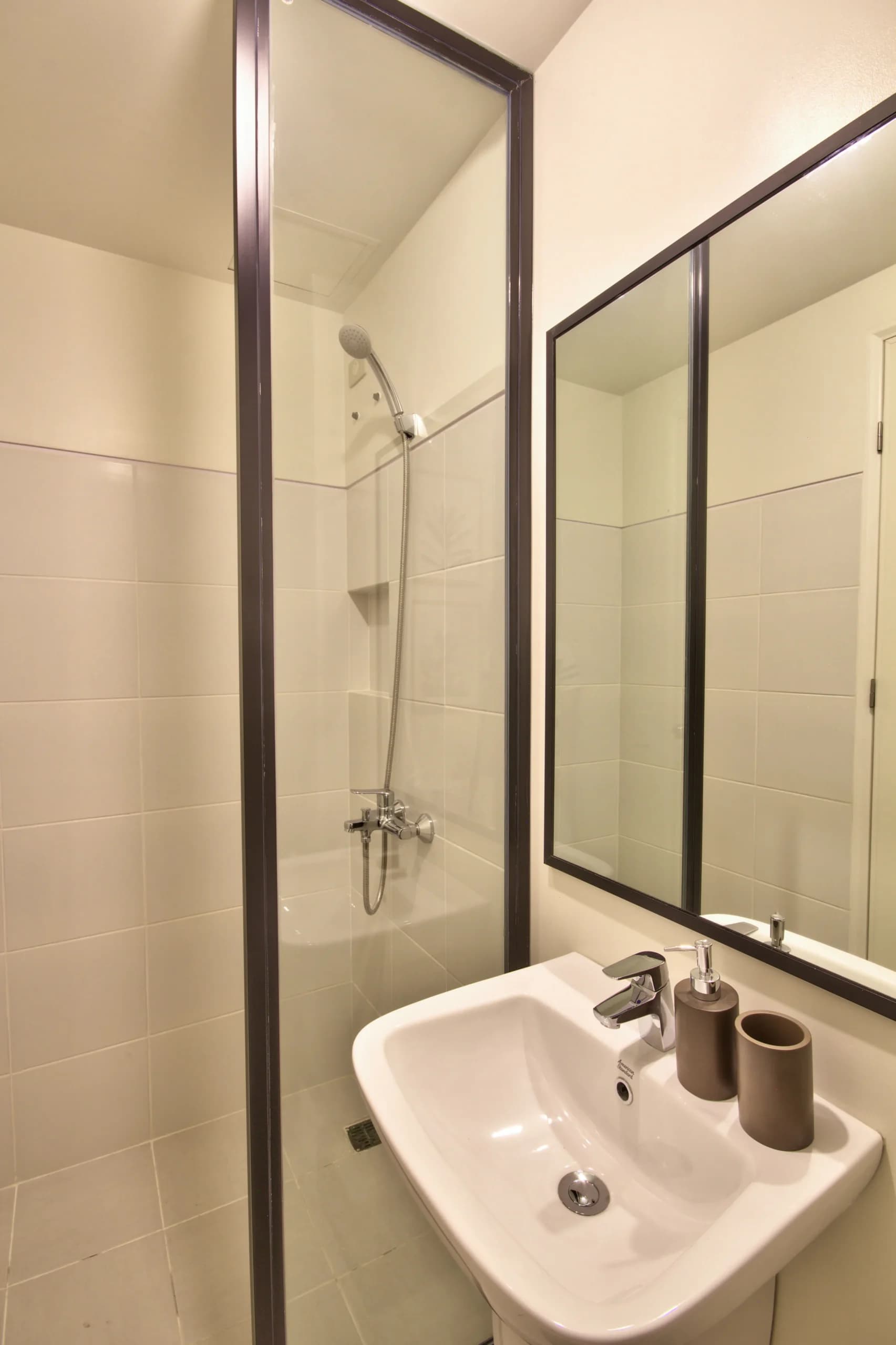 The Residences Torre Lorenzo Malate gallery image 16