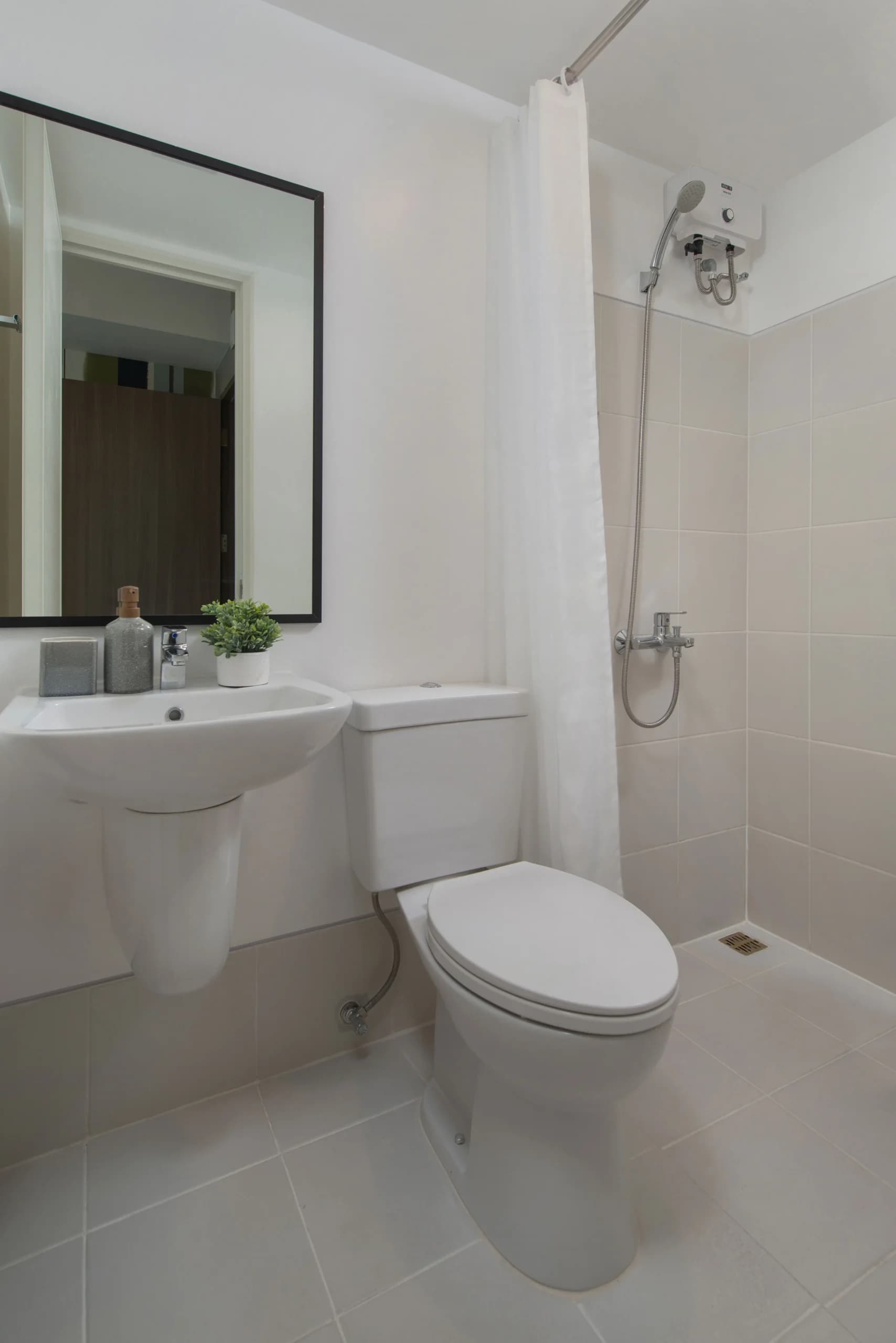 The Suites Torre Lorenzo Malate gallery image 14