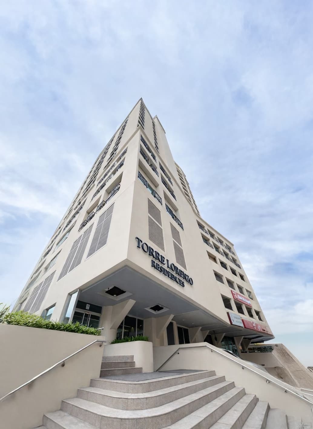 Property Image 1Torre Lorenzo